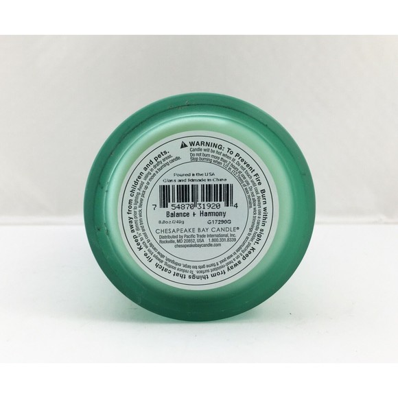 Chesapeake Bay Mind & Body Candle Balance + Harmony Water Lily Pear Scent 8.8 oz - Picture 4 of 4